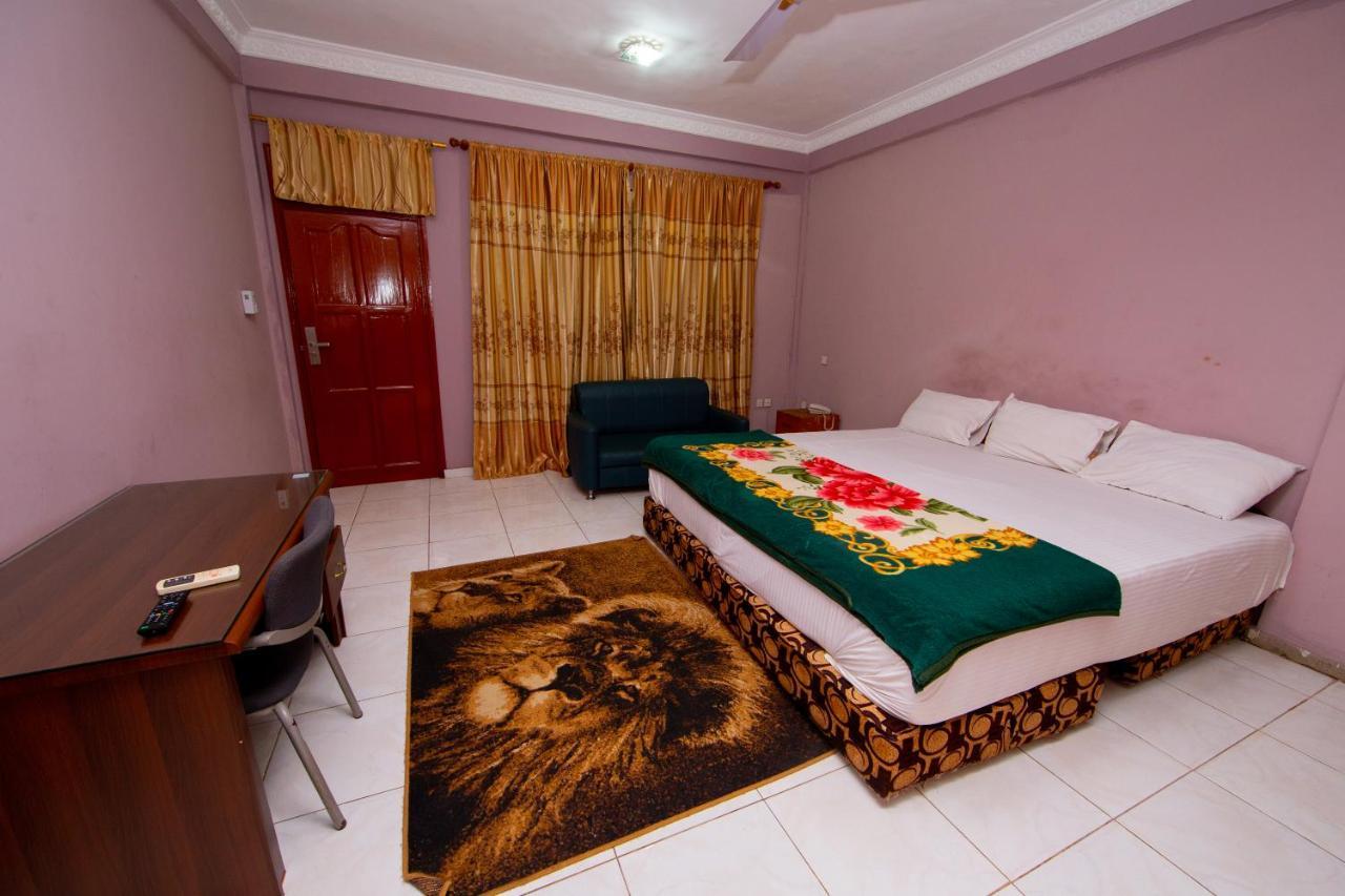 Pemicsa Hotel Accra Spintex Exterior photo