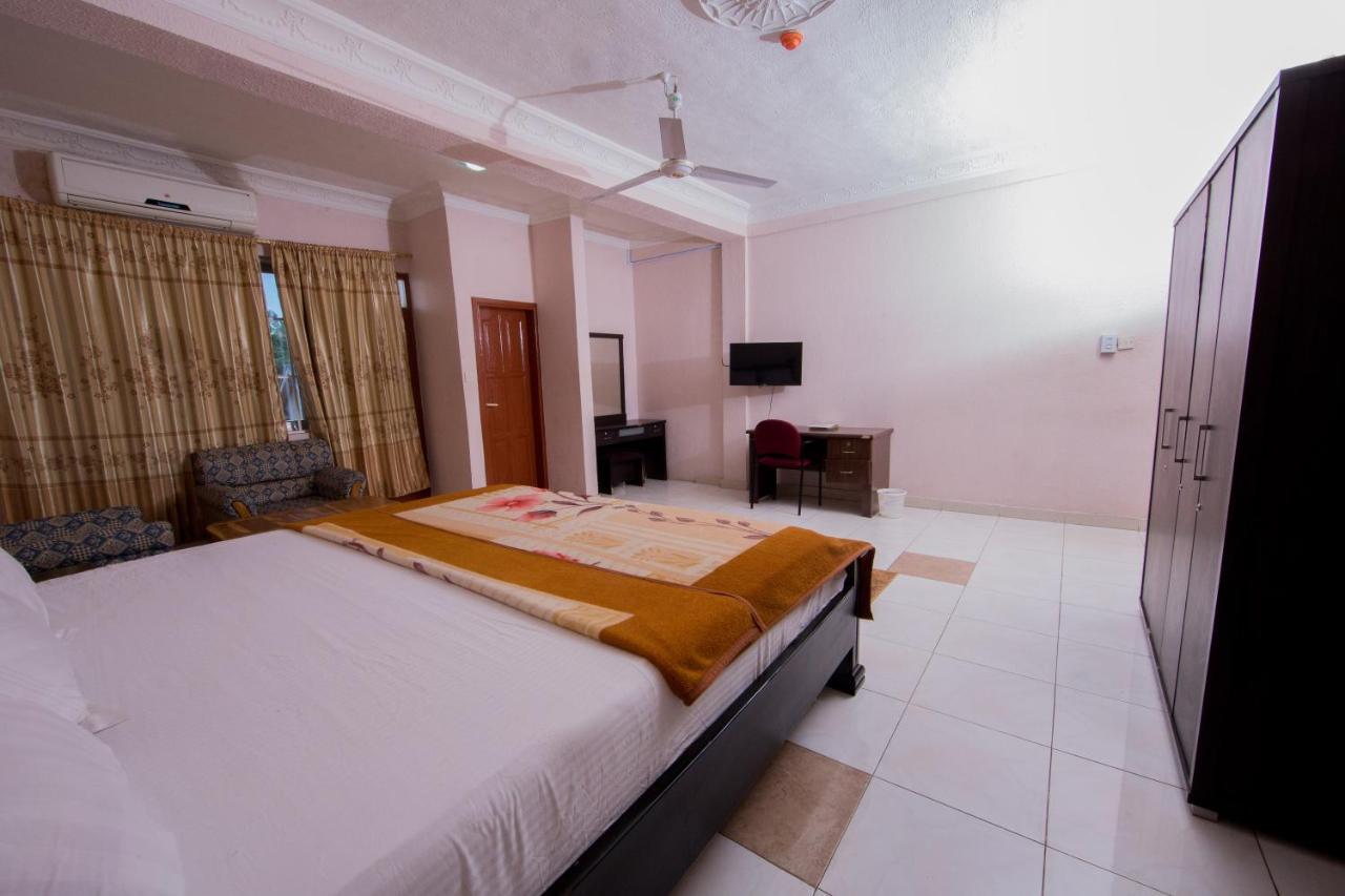 Pemicsa Hotel Accra Spintex Exterior photo