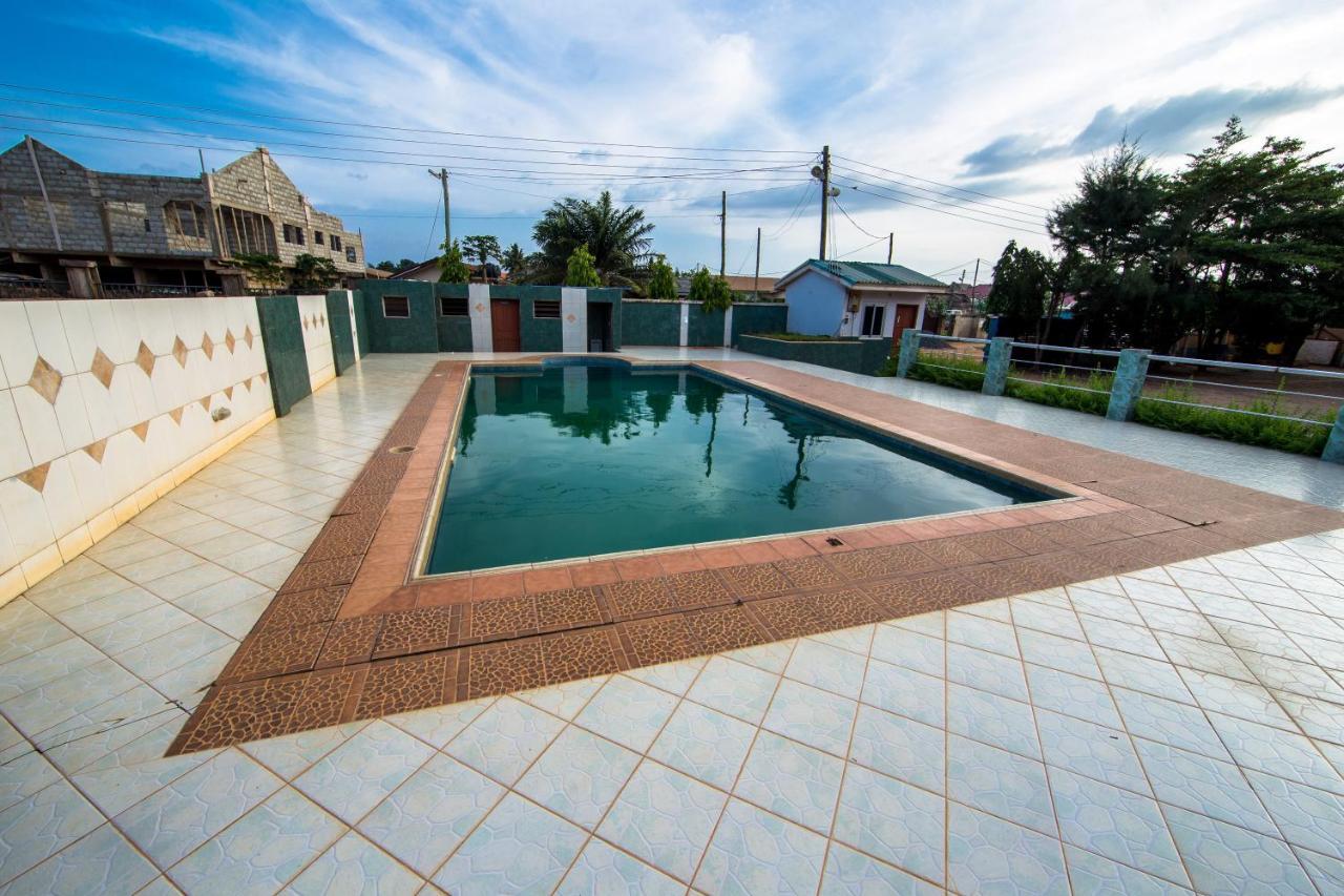 Pemicsa Hotel Accra Spintex Exterior photo